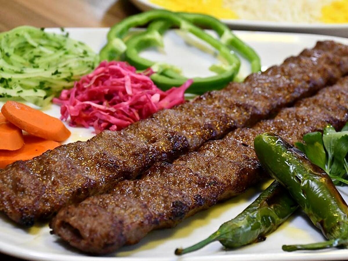 چرا کباب کوبیده شما خوشمزه نمی‌شود؟ ؛ راهنمای کامل پخت کباب کوبیده در خانه  