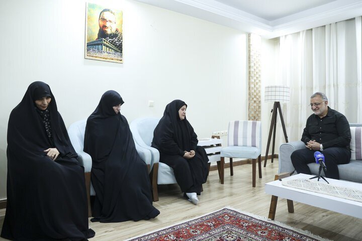دیدار با خانواده شهید رجب پور