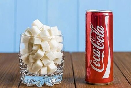 مصرف بالای نوشابه در ایران؛ وزارت بهداشت هشدار داد!