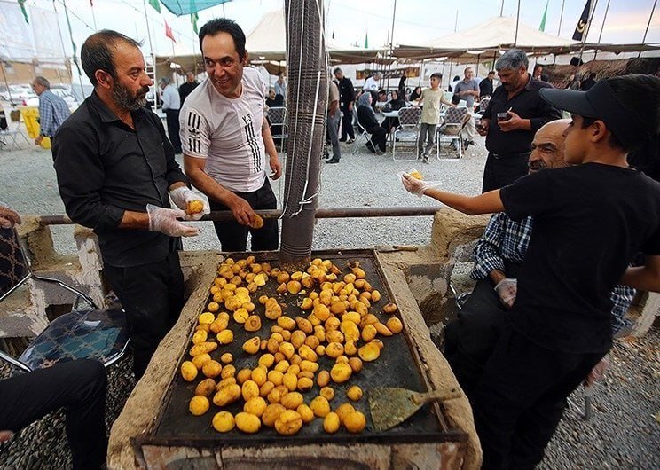 از کولاک دی‌ تا گرمای خدمت در مسیر کربلا | چطور یک برف سنگین همدان را پای ثابت میزبانی از زائران کرد؟